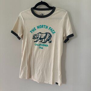 North Face graphic tee - Size M